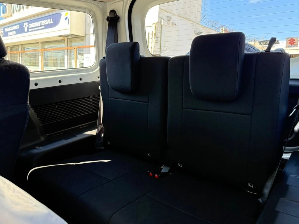 Suzuki Jimny Gl Winche Mt 4x4 Precio+ Iva año 2026