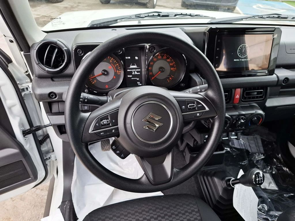 Suzuki Jimny Gl Winche Mt 4x4 Precio+ Iva año 2026