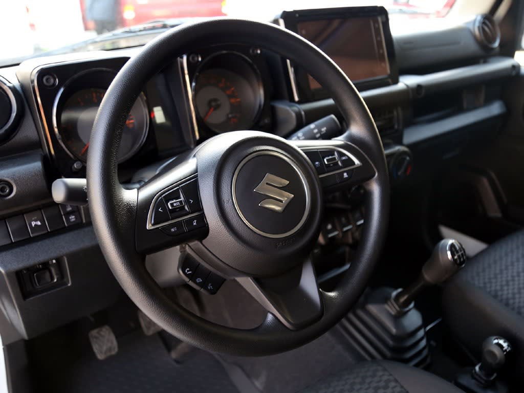 Suzuki Jimny Gl Winche Mt 4x4 Precio+ Iva año 2026