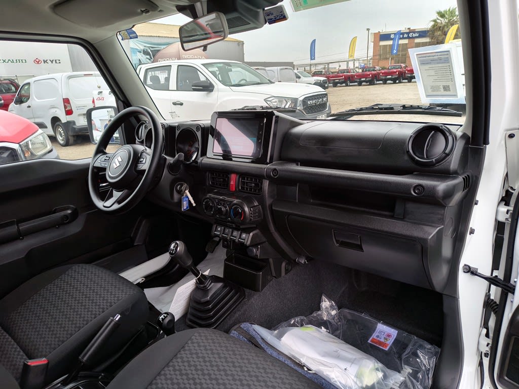 Suzuki Jimny Gl Winche Mt 4x4 Precio+ Iva año 2026