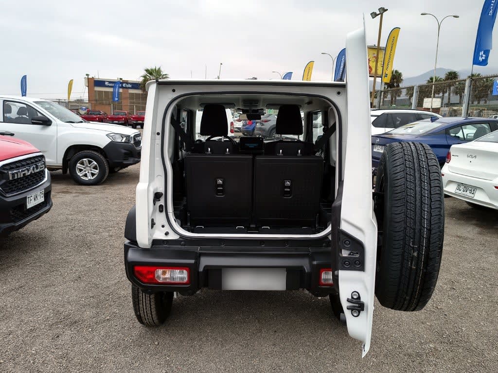 Suzuki Jimny Gl Winche Mt 4x4 Precio+ Iva año 2026