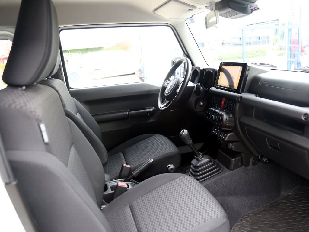 Suzuki Jimny Gl Winche Mt 4x4 Precio+ Iva año 2026