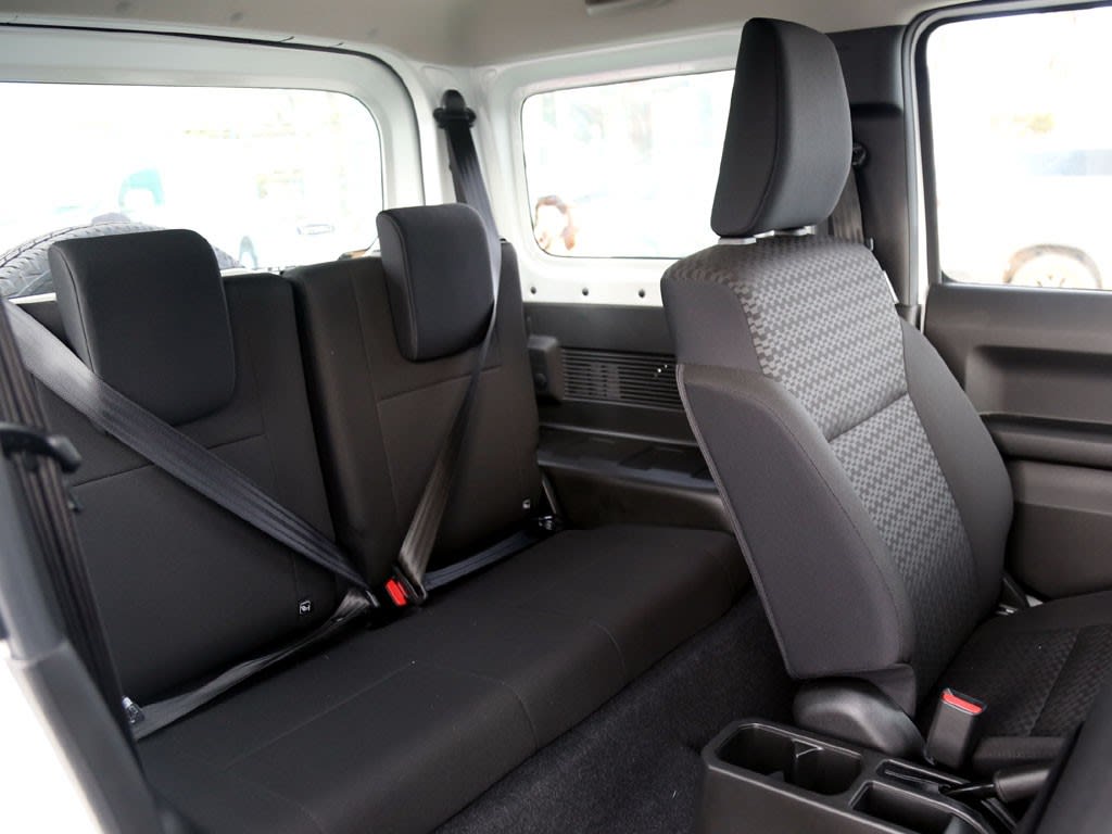 Suzuki Jimny 4x4 1.5 Gl Winche Mt Precio + Iva año 2026