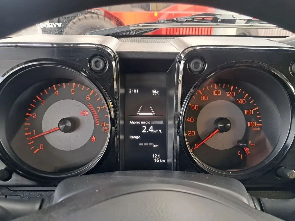 Suzuki Jimny Gl Winche Mt 4x4 Precio+ Iva año 2026