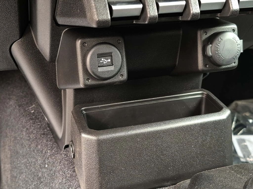 Suzuki Jimny Gl Winche Mt 4x4 Precio+ Iva año 2026