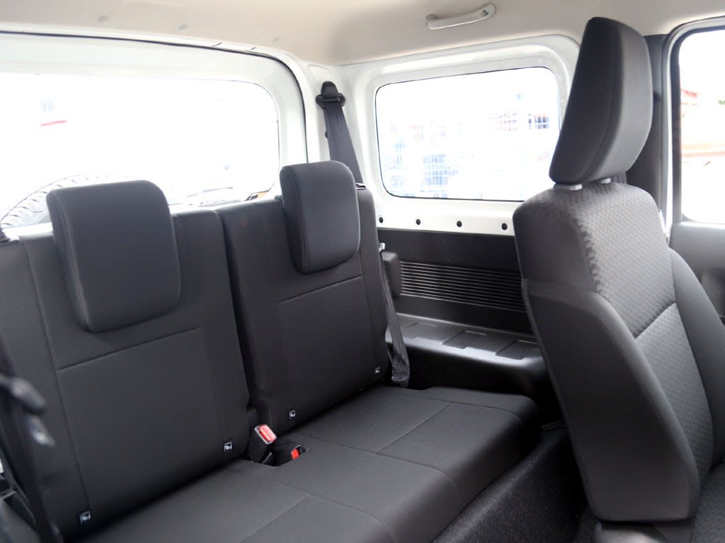 Suzuki Jimny Gl Winche Mt 4x4 Precio+ Iva año 2026