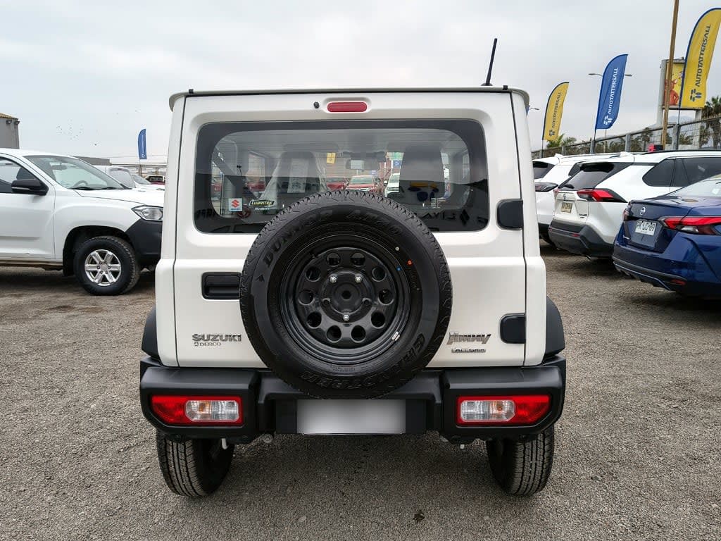 Suzuki Jimny Gl Winche Mt 4x4 Precio+ Iva año 2026