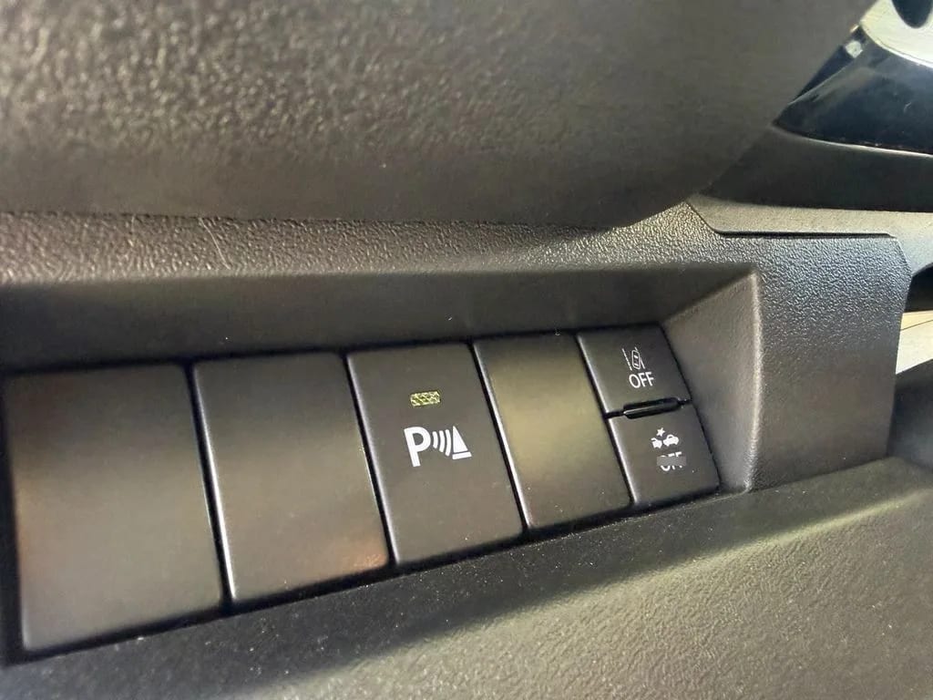 Suzuki Jimny Gl Winche Mt 4x4 Precio+ Iva año 2026