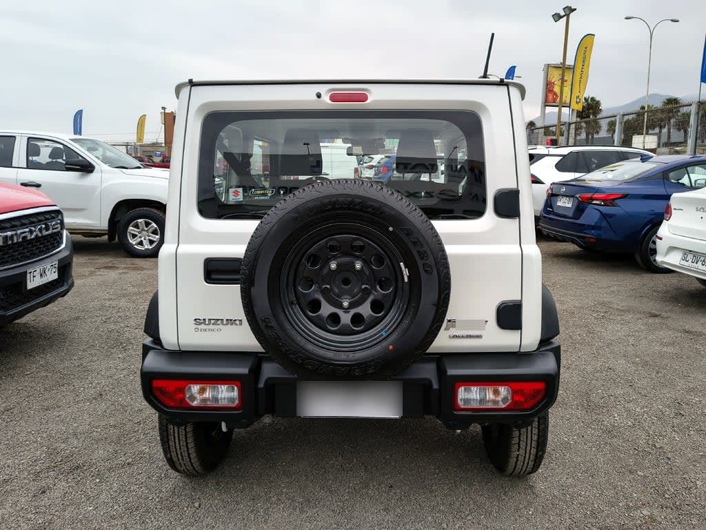 Suzuki Jimny Gl Winche Mt 4x4 Precio+ Iva año 2026