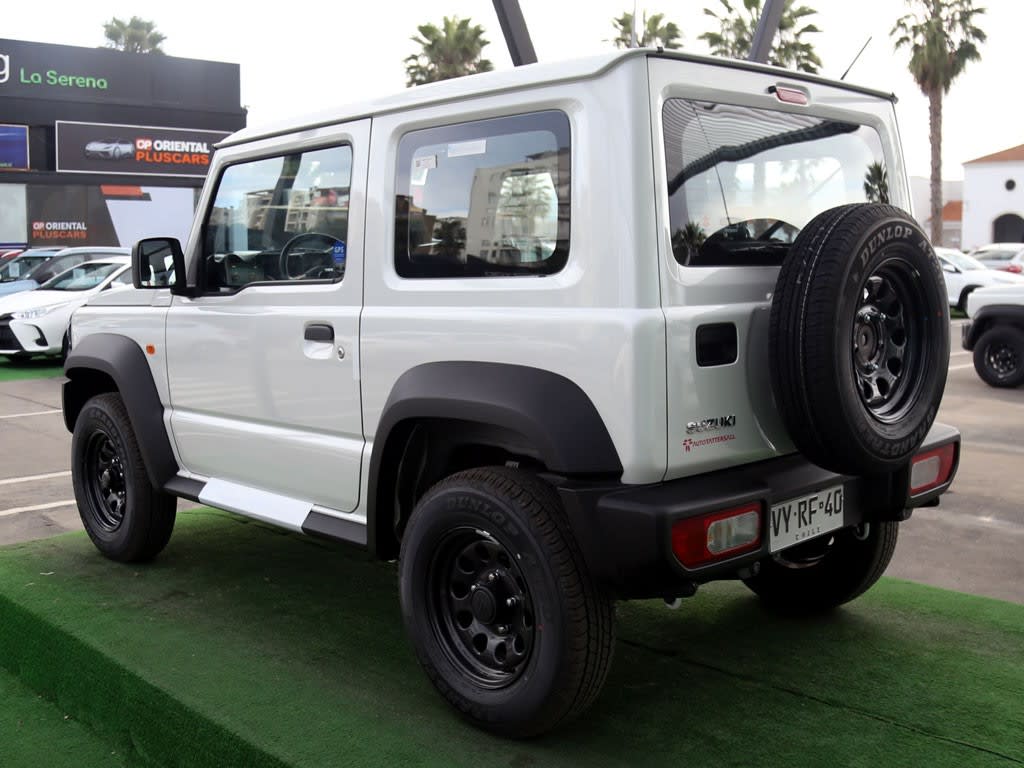 Suzuki Jimny 4x4 1.5 Gl Winche Mt Precio + Iva año 2026