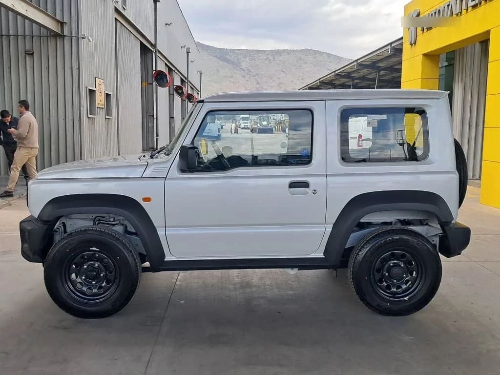 Suzuki Jimny Gl Winche Mt 4x4 Precio+ Iva año 2026