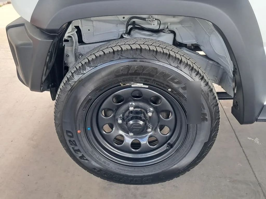 Suzuki Jimny Gl Winche Mt 4x4 Precio+ Iva año 2026