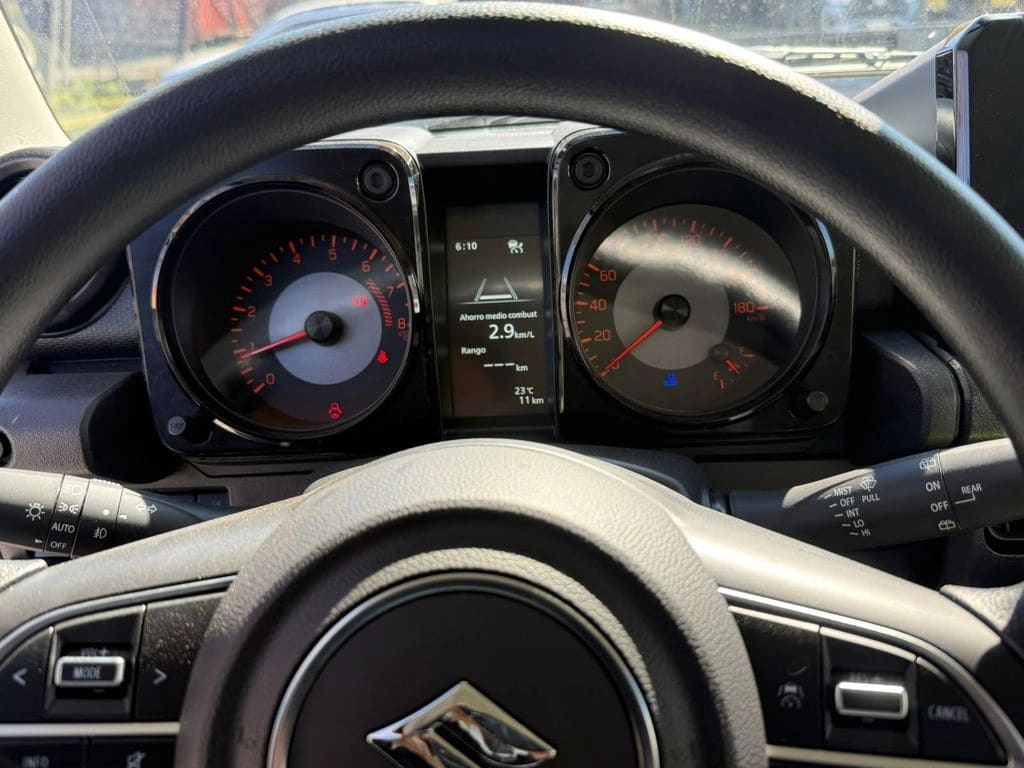 Suzuki Jimny Gl Winche Mt 4x4 Precio+ Iva año 2026