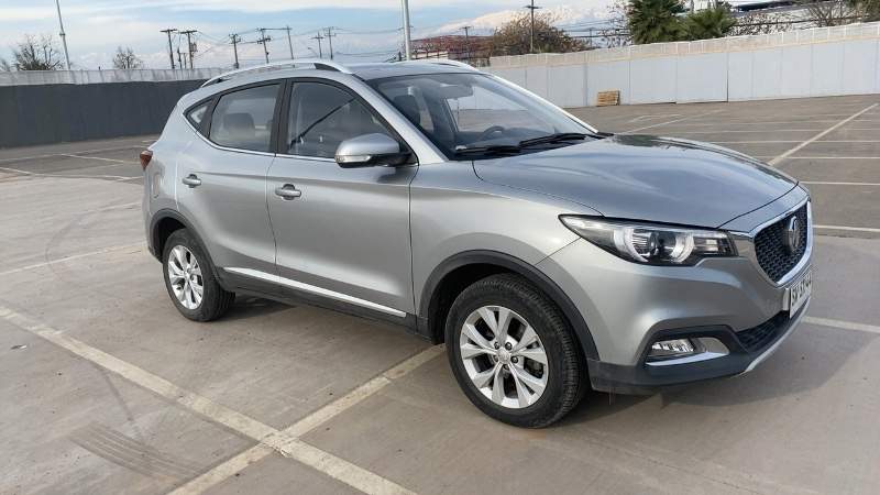 MG Mg Zs 1.5 Std 4x2 Mt 5p año 2023