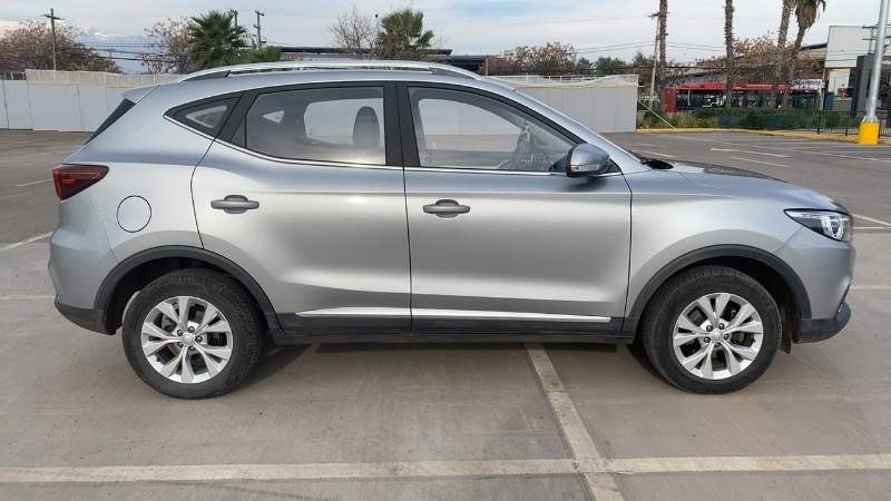 MG Mg Zs 1.5 Std 4x2 Mt 5p año 2023