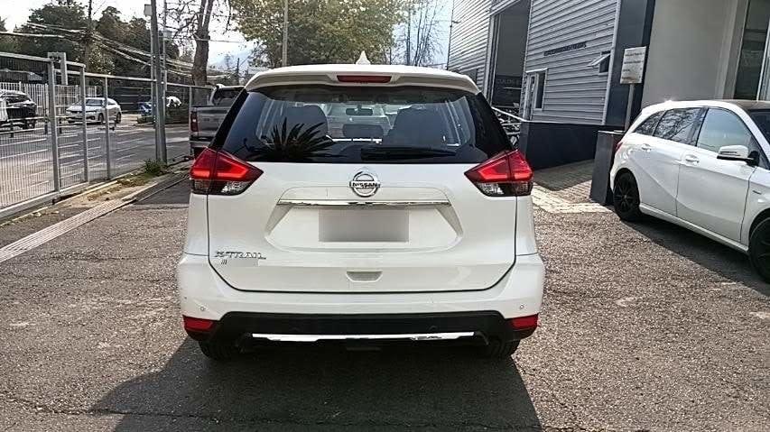 Nissan X-Trail 2.5 Sense 4x2 2row Cvt At 5p año 2021