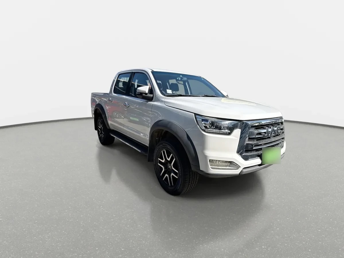 JAC T8 2.0 Comfort 4x2 Diesel Mt 4p año 2022