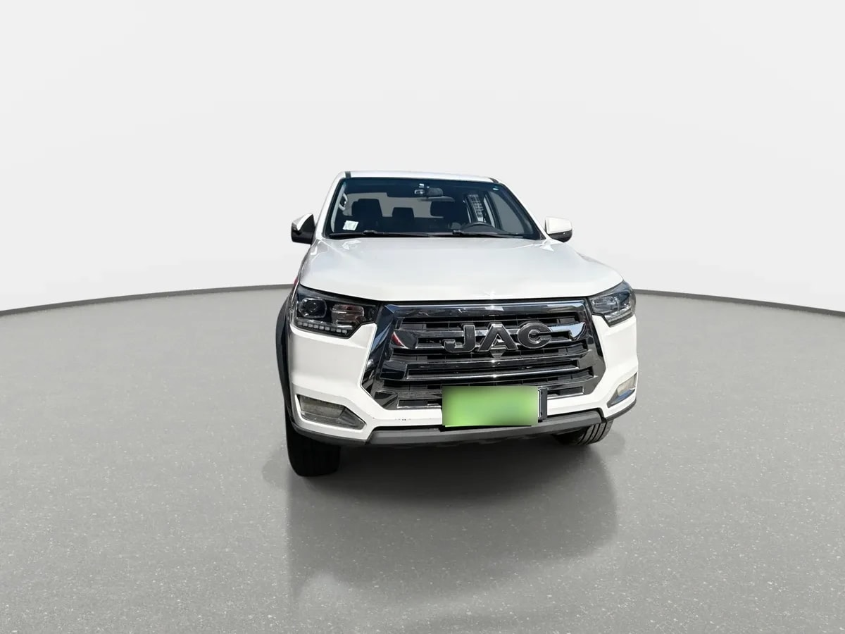 JAC T8 2.0 Comfort 4x2 Diesel Mt 4p año 2022