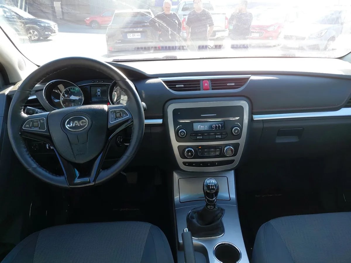 JAC T8 2.0 Comfort 4x4 Diesel Mt 4p año 2020