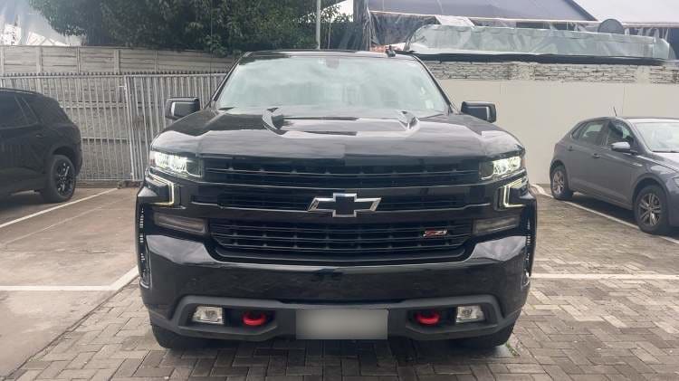 Chevrolet Silverado 5.3 Lt Trailboss Z71 4x4 At 4p año 2021