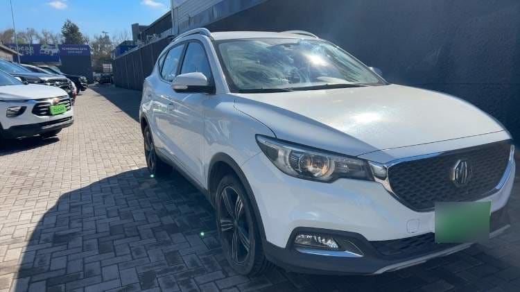 MG Mg Zs 1.5 Comfort 4x2 5mt 5p año 2019