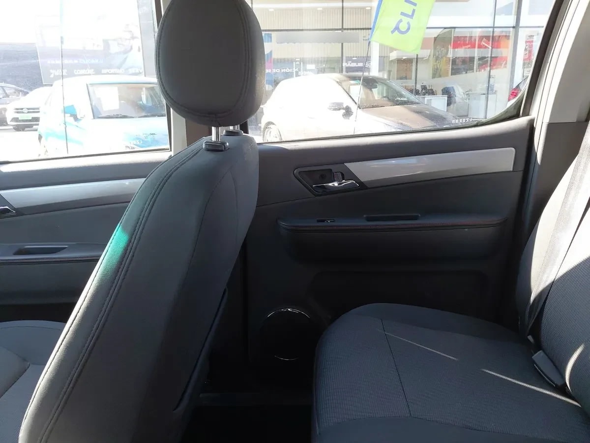 JAC T8 2.0 Comfort 4x4 Diesel Mt 4p año 2020