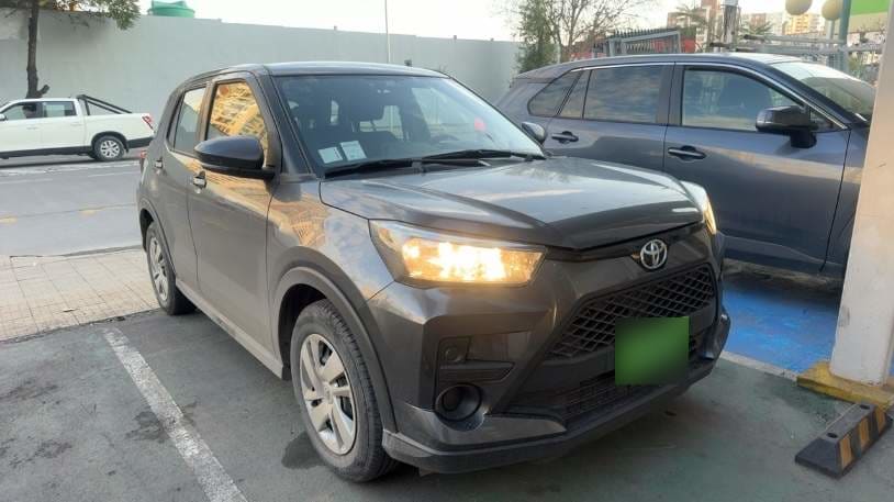 Toyota Raize 1.2 I 4x2 Mt 5p año 2023