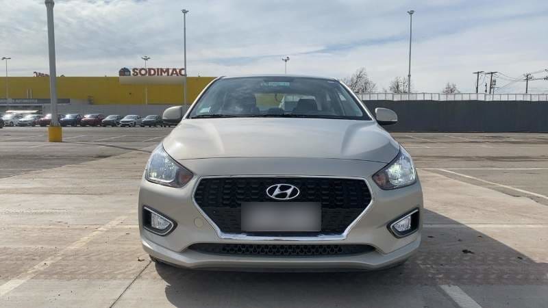 Hyundai Verna 1.4 Cb Plus 4x2 Mt5 4p año 2022