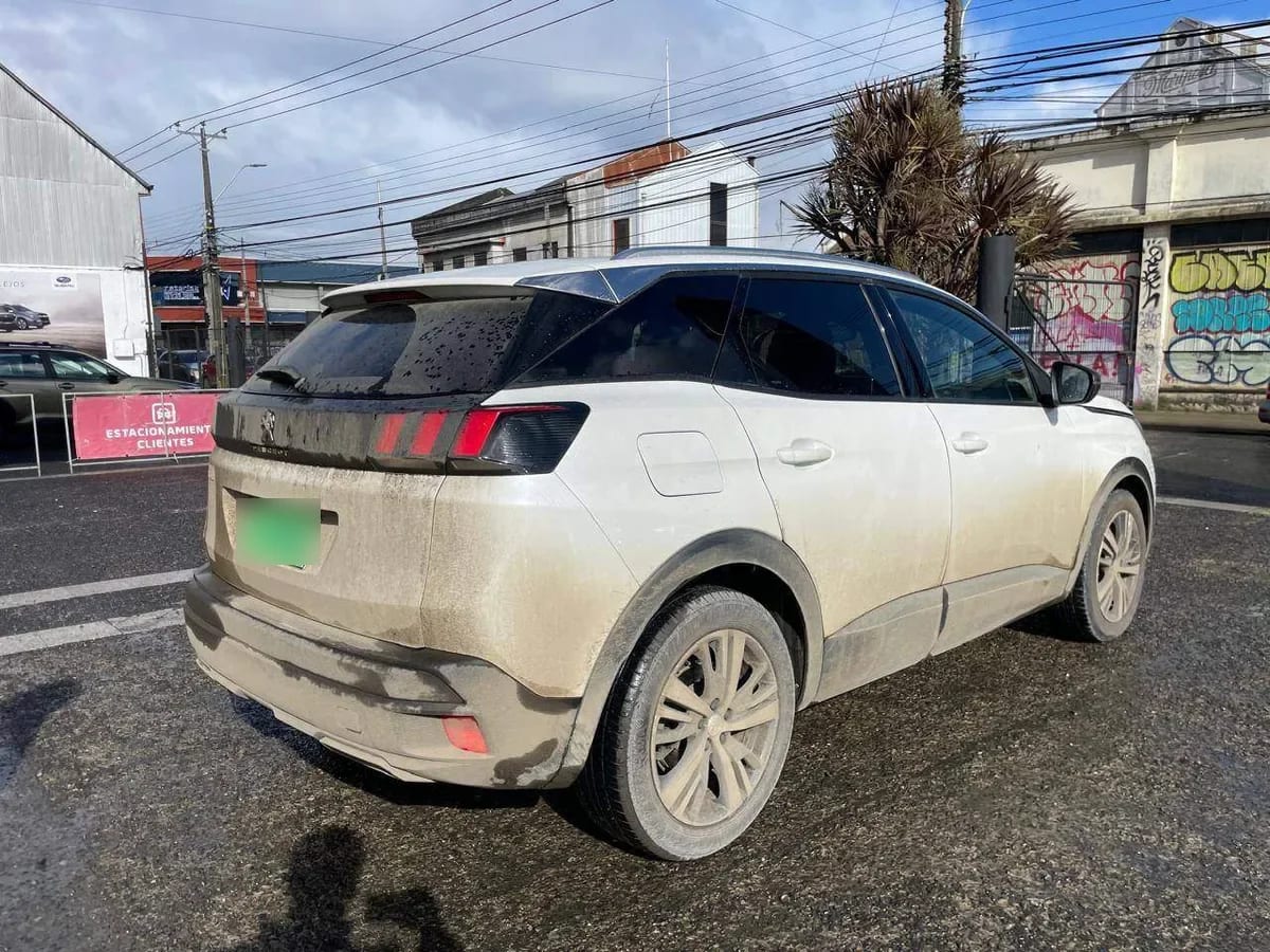 Peugeot 3008 1.2 Active Pack Puretech 130 4x2 Mt6 5p año 2024