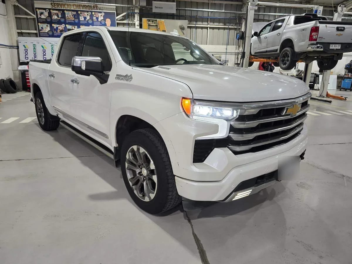 Chevrolet Silverado 3.0 High Country 4x4 At 4p año 2023