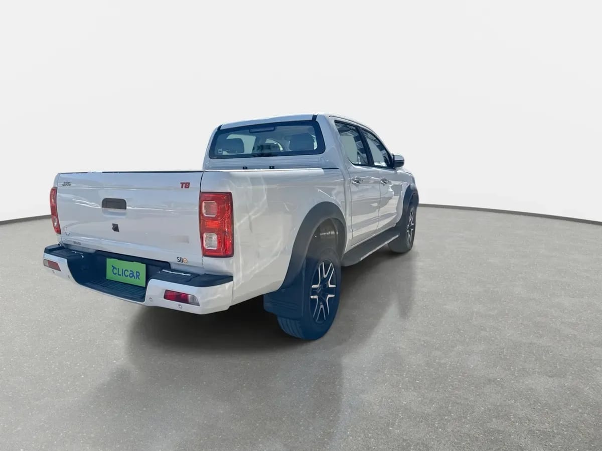 JAC T8 2.0 Comfort 4x2 Diesel Mt 4p año 2022