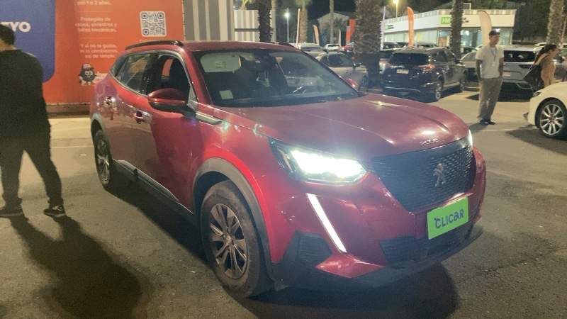 Peugeot 2008 1.2 Active Puretech 4x2 130 Mt 5p año 2021