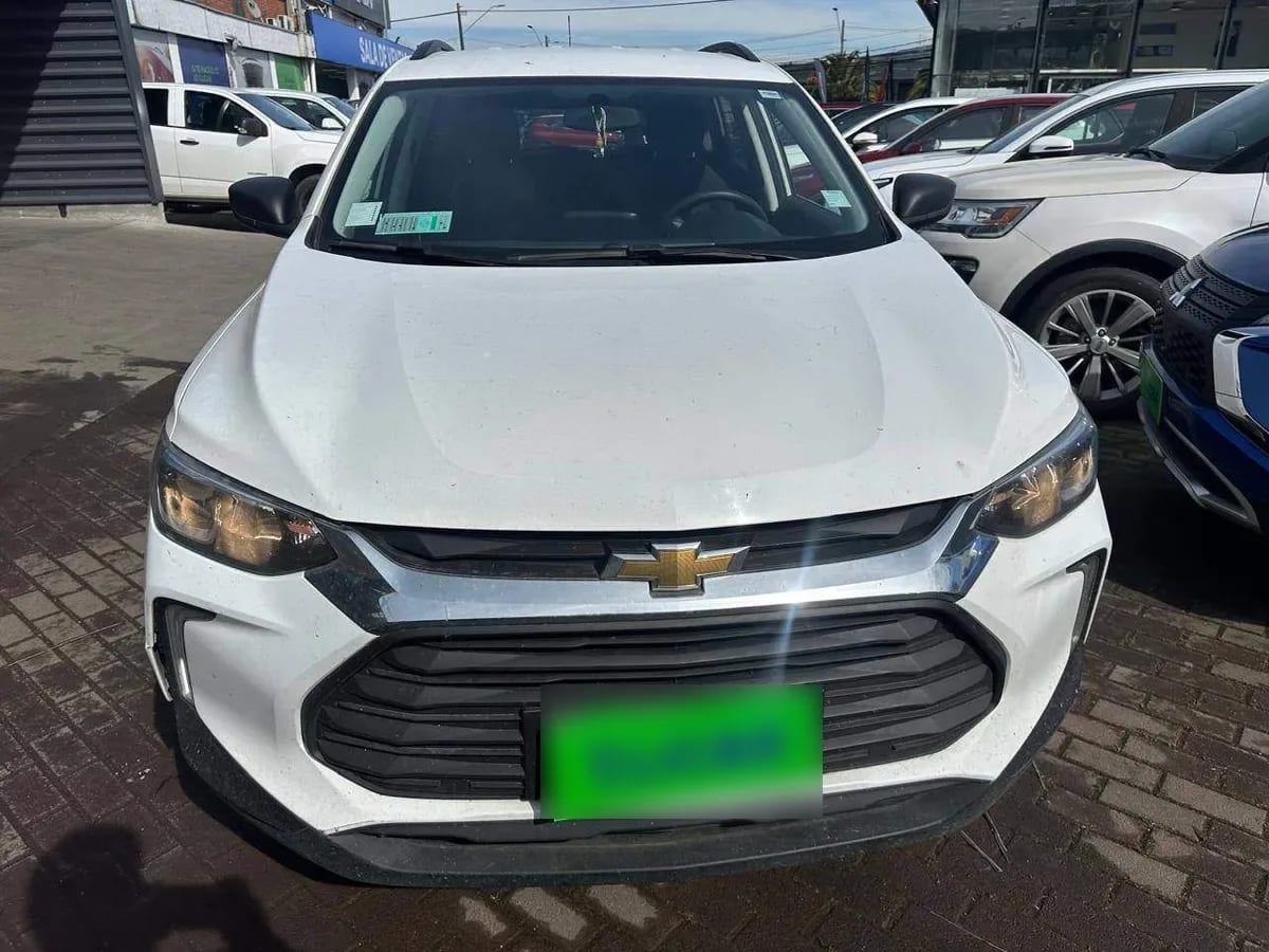 Chevrolet Tracker 1.2t Ls Fwd Mt 5p año 2023