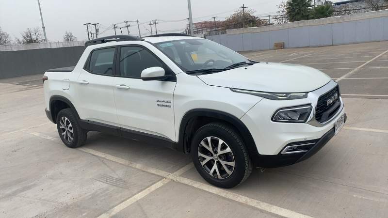 Ram 1000 1.8 Big Horn Lx 4x2 Dob. Cab. At 4p año 2022