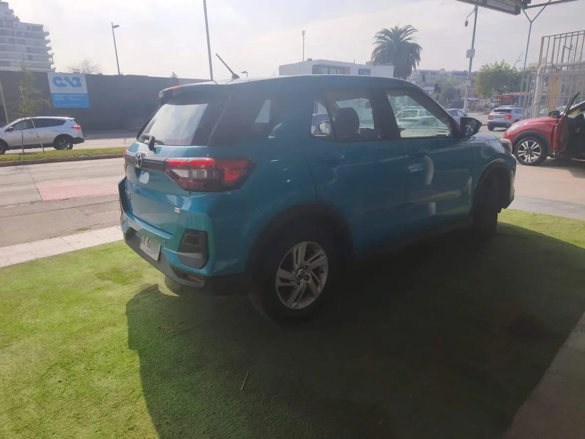 Toyota Raize 1.2 E 4x2 At 5p año 2023