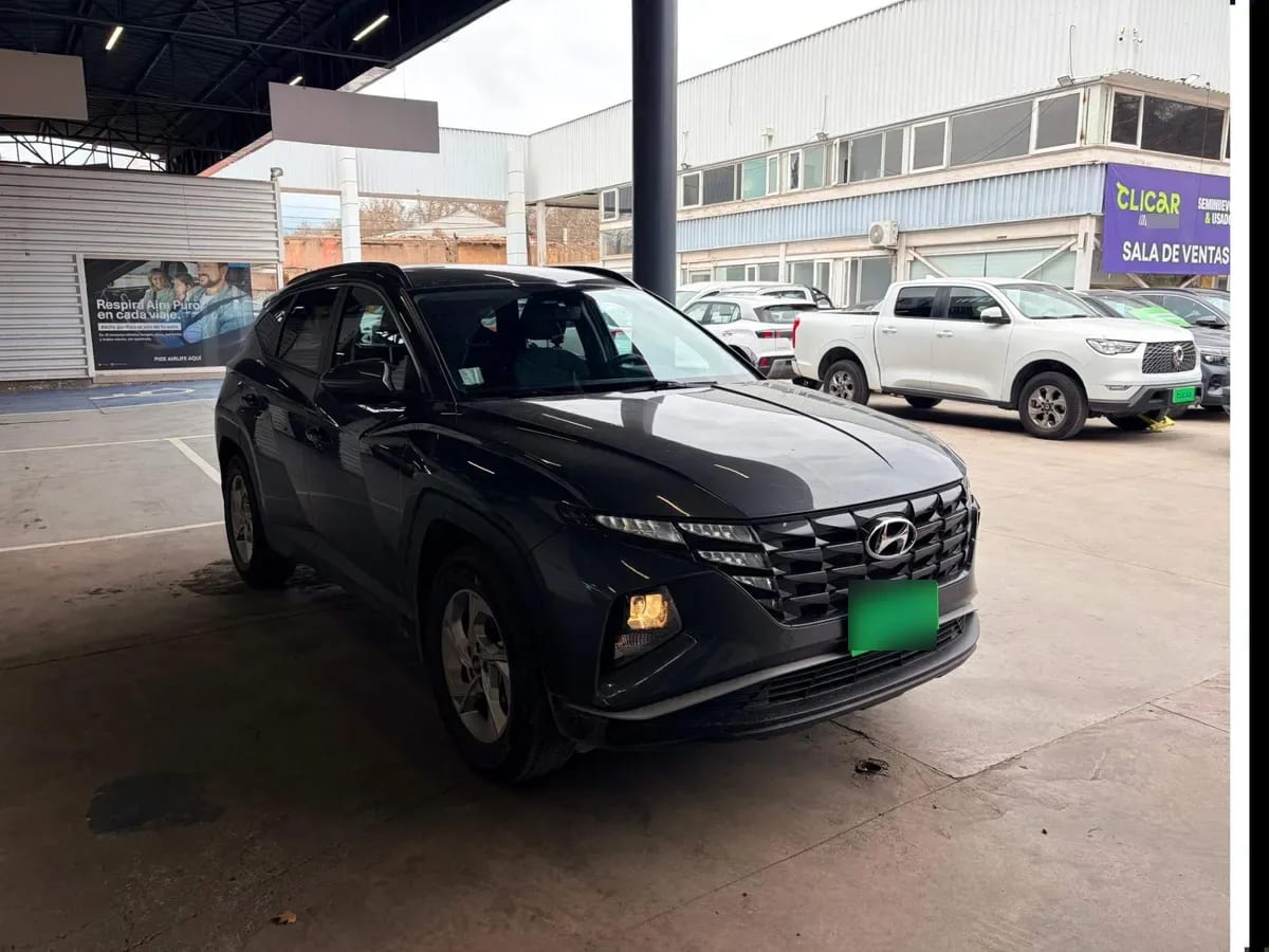 Hyundai Tucson 2.0 Nx4 Plus 2wd Mt 5p año 2023