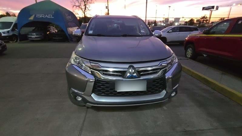 Mitsubishi Montero Sport 2.4 Diesel 4x2 Mt 5p año 2020