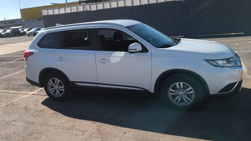 Mitsubishi Outlander 2.0 4x2 Mt 5p año 2019