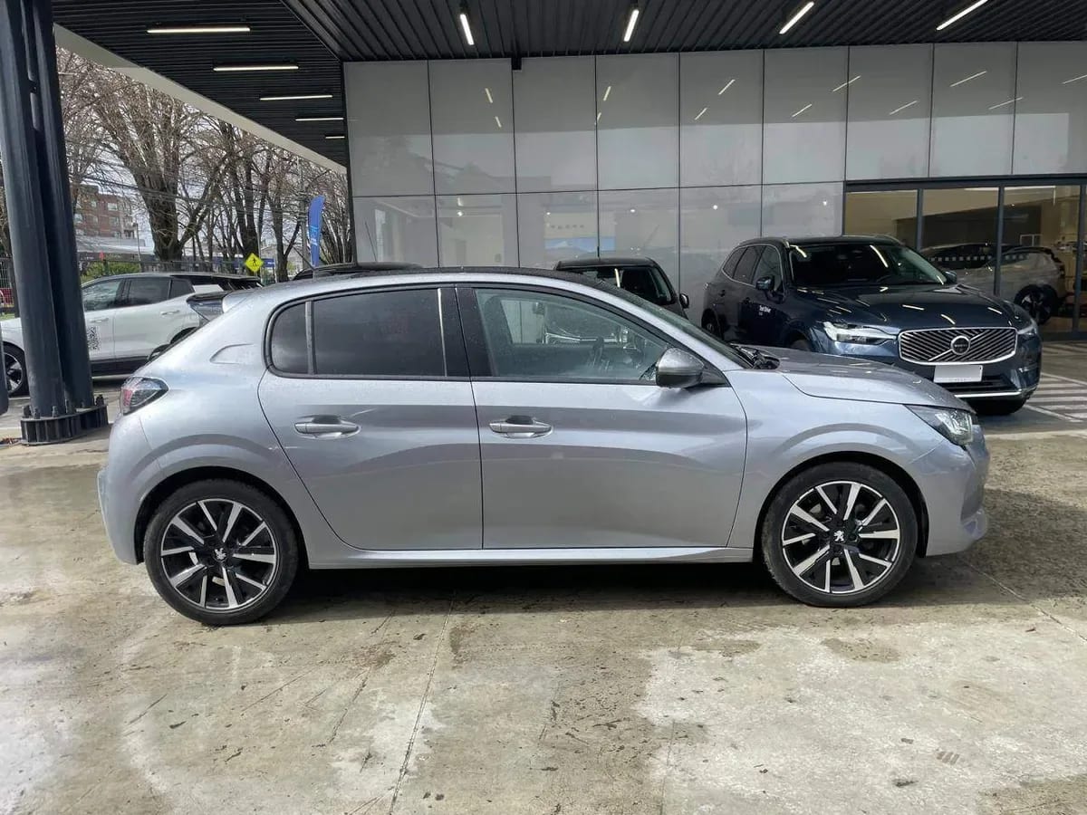 Peugeot 208 1.2 Gt Puretech 4x2 130 Eat8 5p año 2021