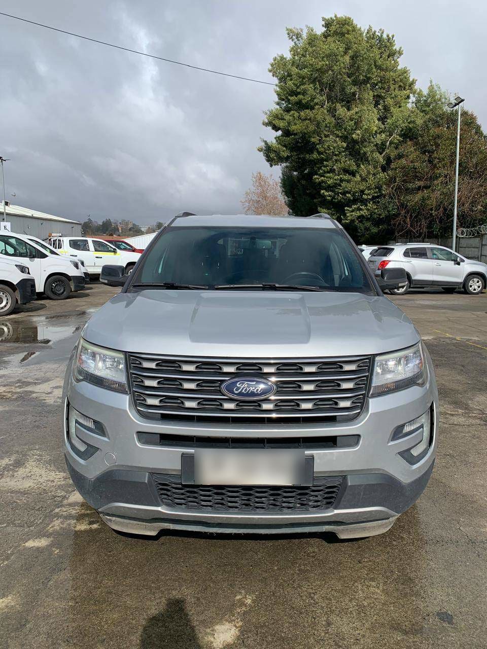 Ford Explorer 3.5 Xlt 4x2 3 Corridas At 5p año 2017