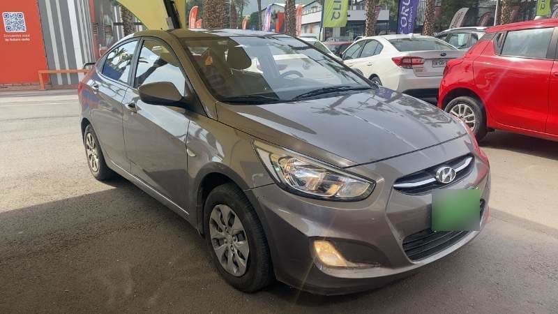 Hyundai Accent 1.4 Gl 4x2 Ac 2ab Mt 4p año 2018