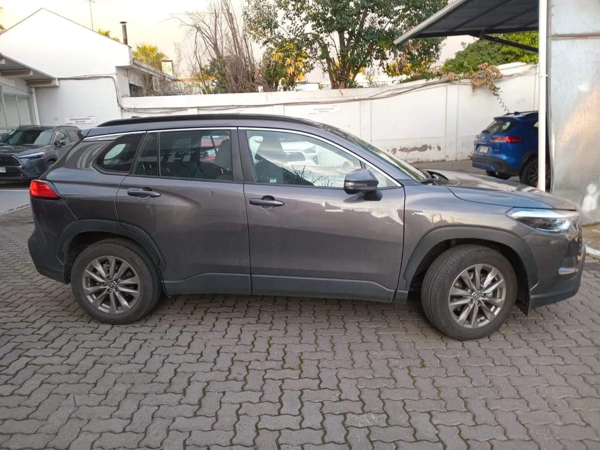 Toyota Corolla Cross 1.8 Xei Hybrid 4x2 Cvt At 5p año 2024