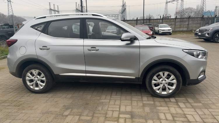 MG Mg Zs 1.5 Std 4x2 Mt 5p año 2024