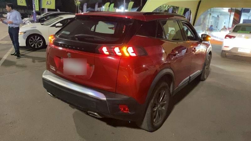 Peugeot 2008 1.2 Active Puretech 4x2 130 Mt 5p año 2021