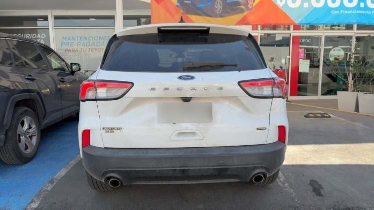 Ford Escape 2.5 Atkinson Se Hibrido Fwd At 5p año 2023