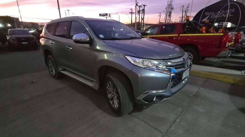 Mitsubishi Montero Sport 2.4 Diesel 4x2 Mt 5p año 2020