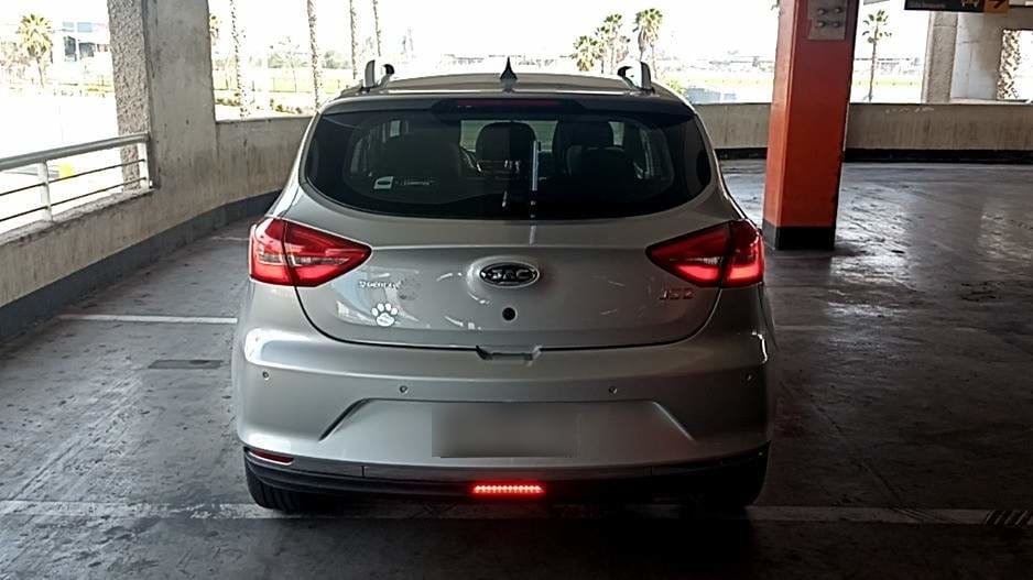 JAC Js2 1.5 Comfort 4x2 Smart Mt 5p año 2022