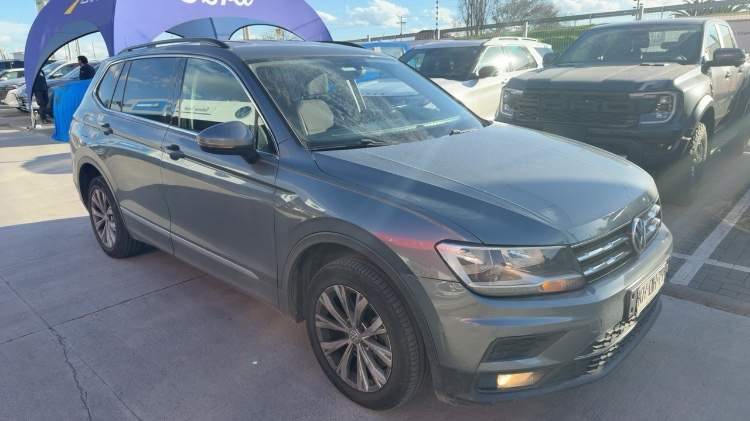 Volkswagen Tiguan 1.4 Tsi Comfortline 4x2 At 5p año 2018