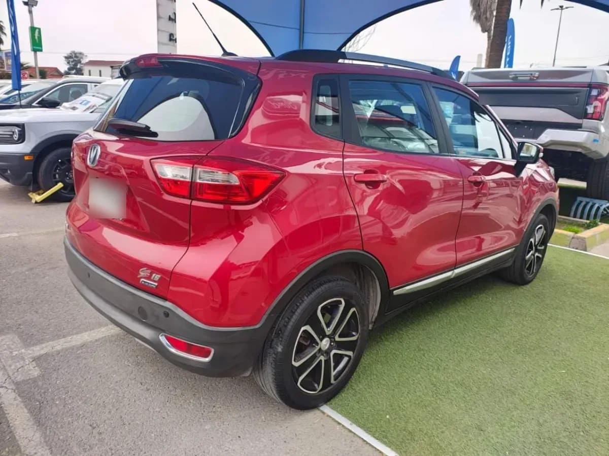 Changan Cs15 1.5 Luxury 4x2 Mt 5p año 2018