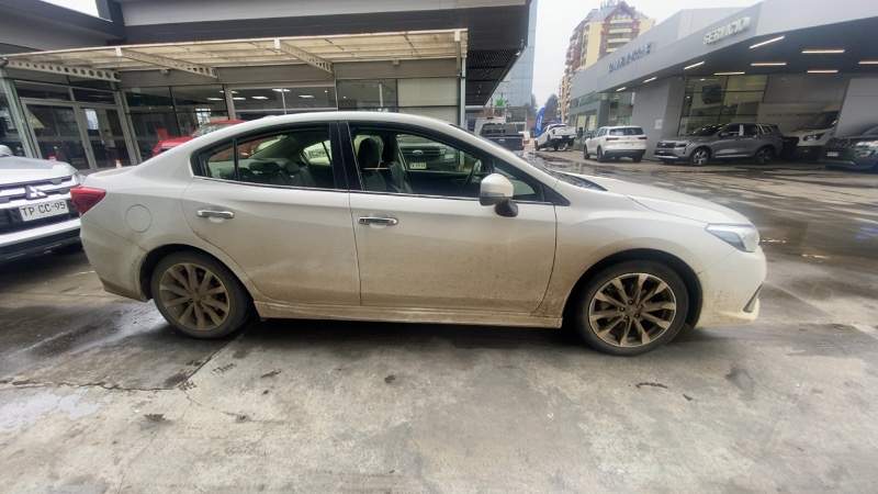 Subaru Impreza 2.0i Limited Eyesight 4x4 Cvt At 4p año 2022